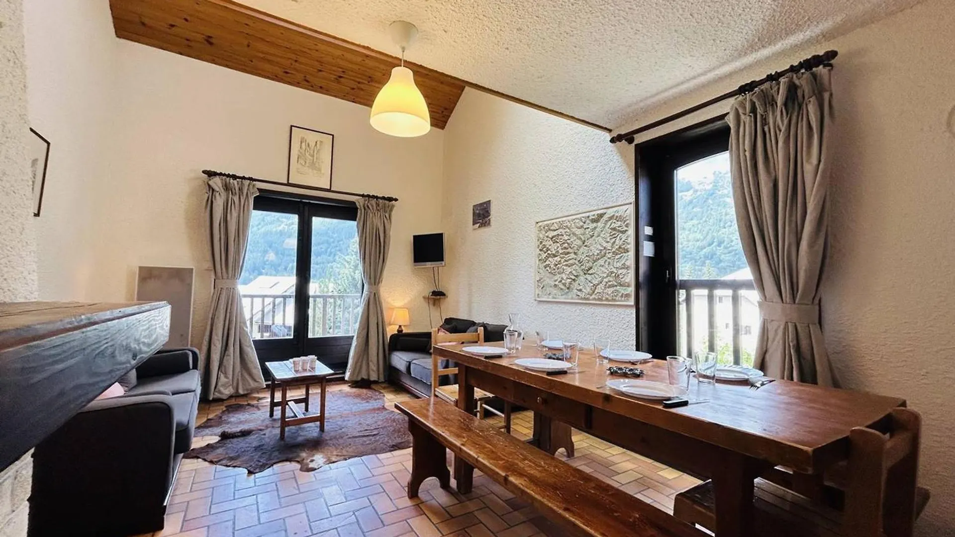 Charmant T2 Avec Coin Montagne, 6 Couchages, Monetier Les Bains, Proche Commerces Et Navettes Ski - Fr-1-330F-35 Le Monêtier-les-Bains Francie